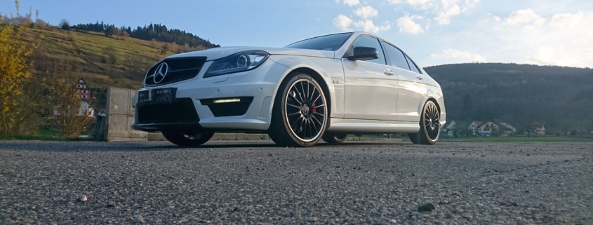 Préparation esthétique Mercedes C63 AMG