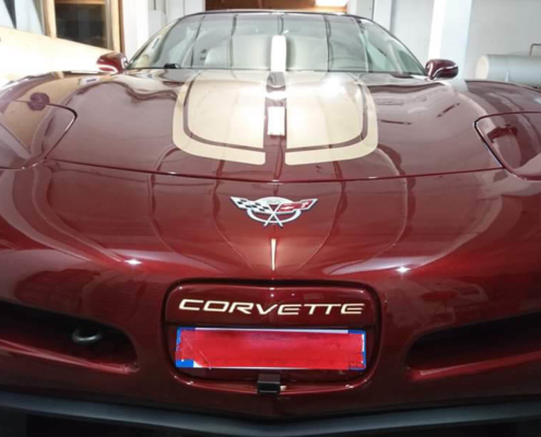 Detailing Corvette General Motors